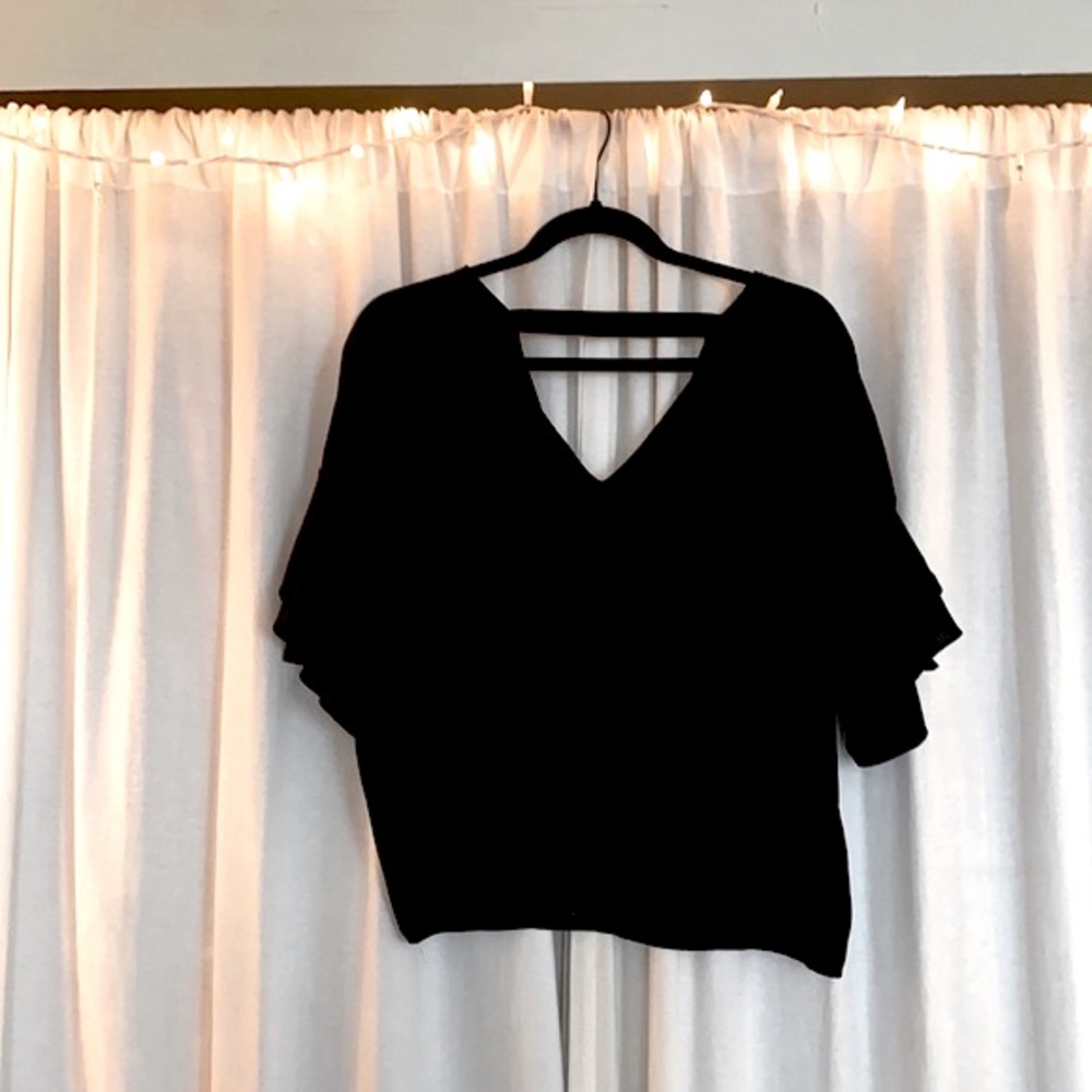 Forever 21 Black Short Sleeve Shirt Size S / M